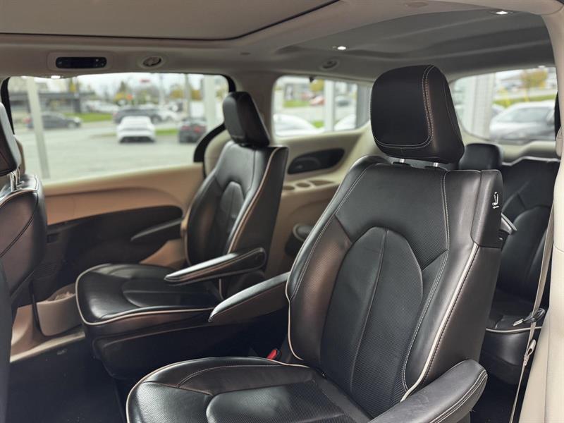 chrysler Pacifica 2022 - 10