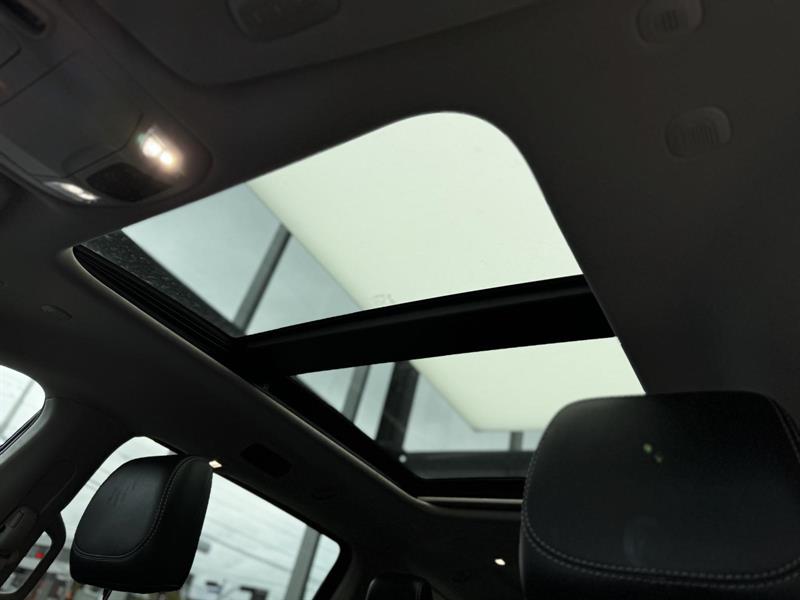 chrysler Pacifica 2022 - 13