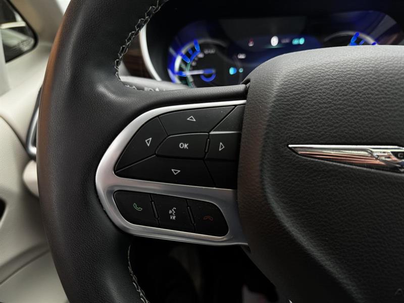 chrysler Pacifica 2022 - 16