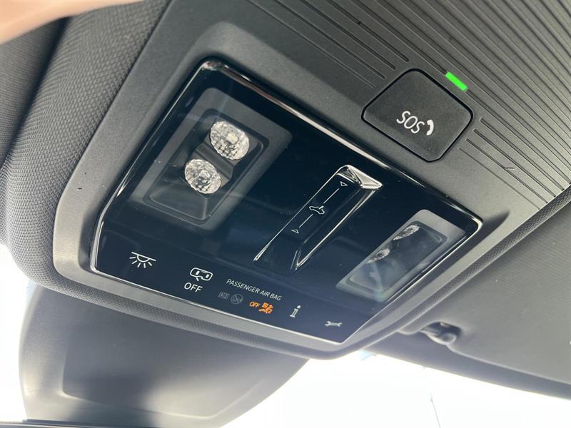 volkswagen GTI 2022 - 32