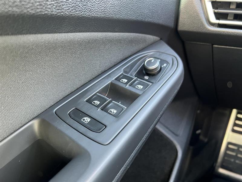 volkswagen GTI 2022 - 34