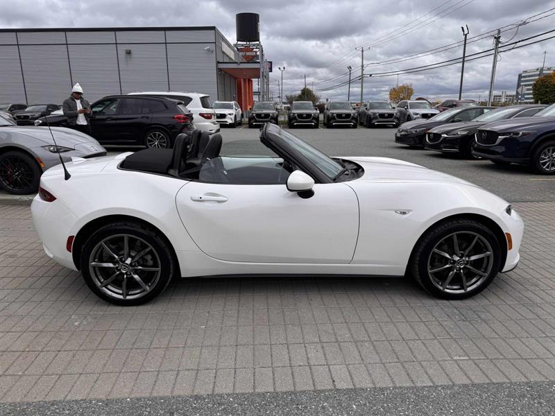 mazda MX-5 2020 - 8