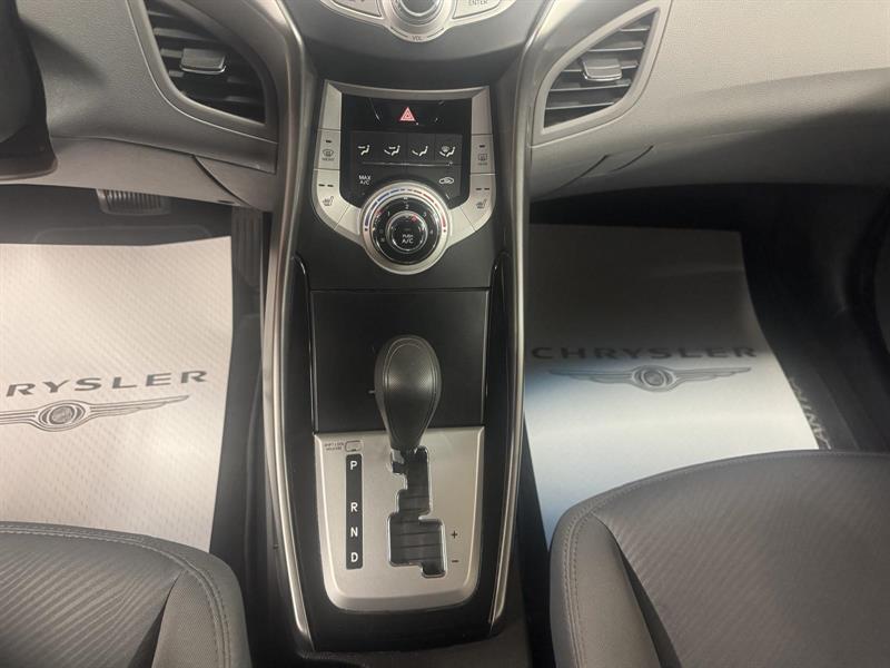 hyundai Elantra 2012 - 11