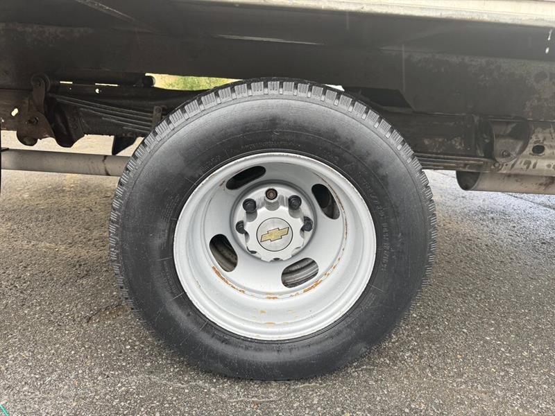 chevrolet Express 3500 2018 - 11