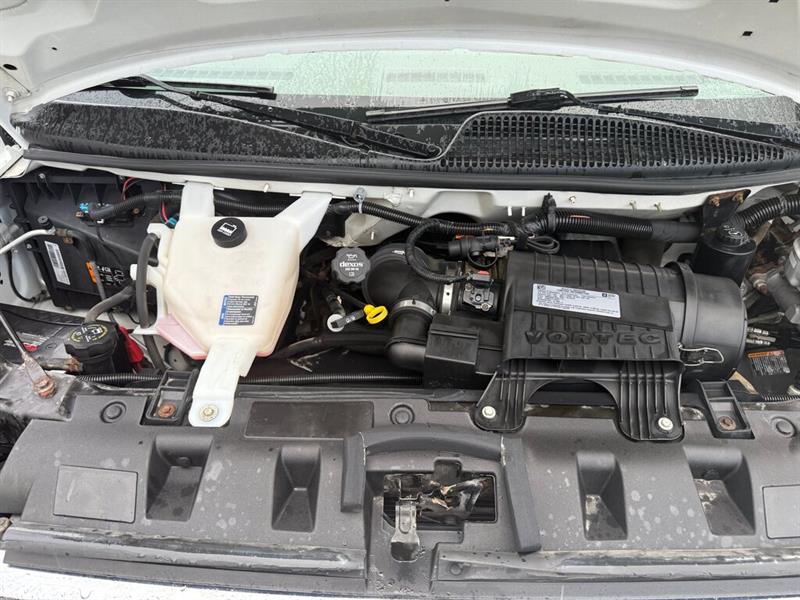 chevrolet Express 3500 2018 - 21