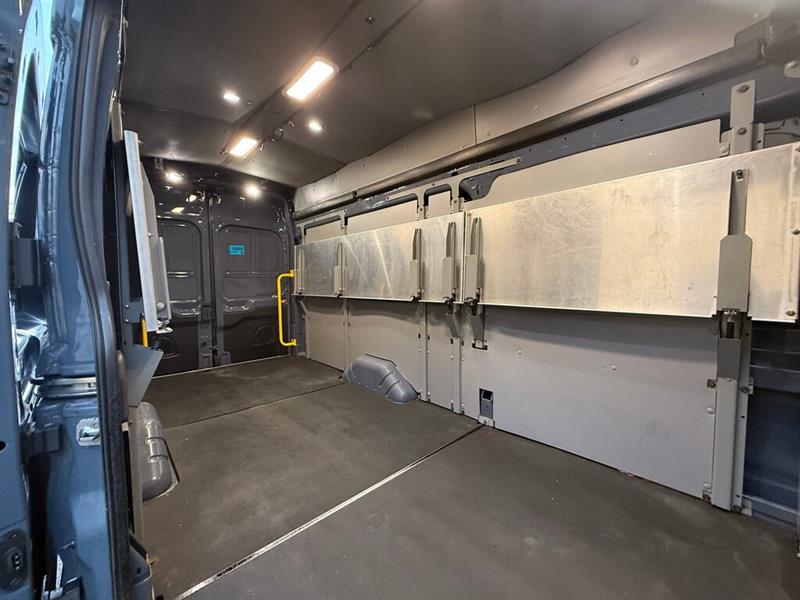 ford Transit fourgon utilitaire 2021 - 15