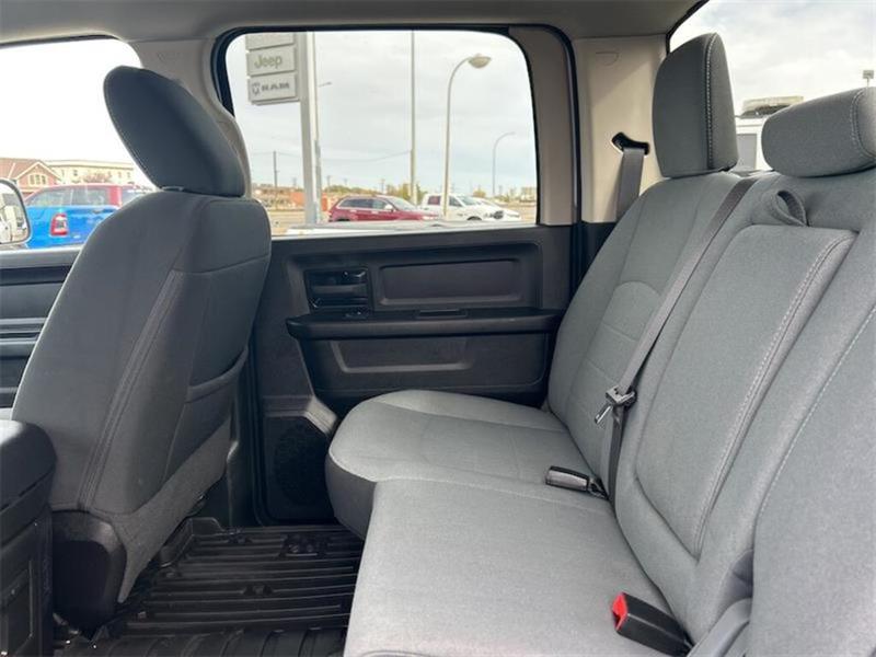 ram 1500 Classic 2022 - 16