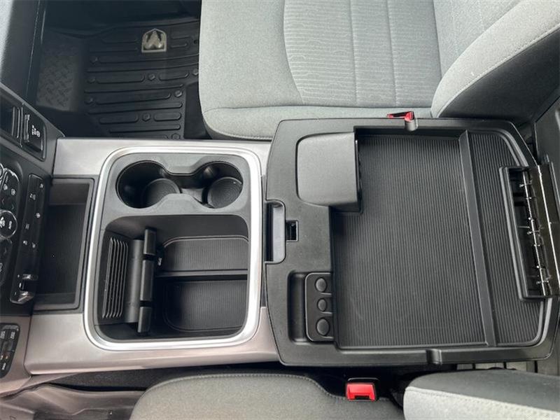 ram 1500 Classic 2022 - 35