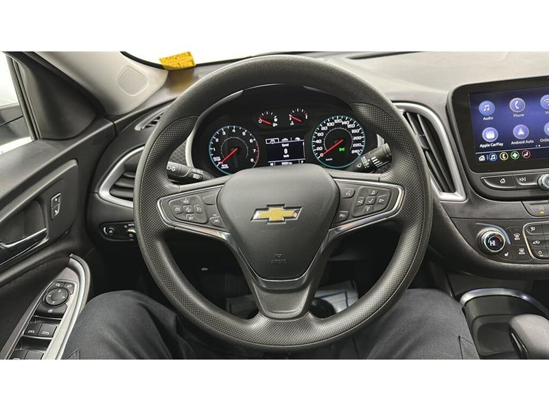 chevrolet Malibu 2023 - 12