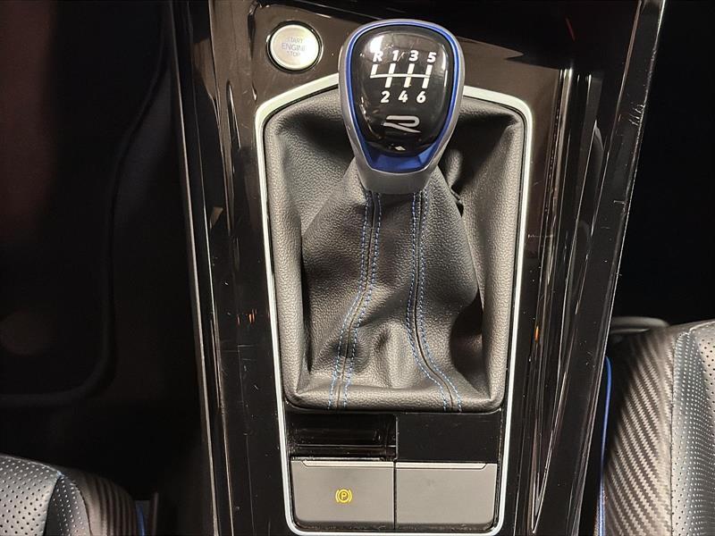 volkswagen Golf R 2024 - 16