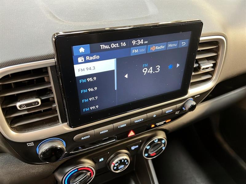 hyundai Venue 2023 - 15