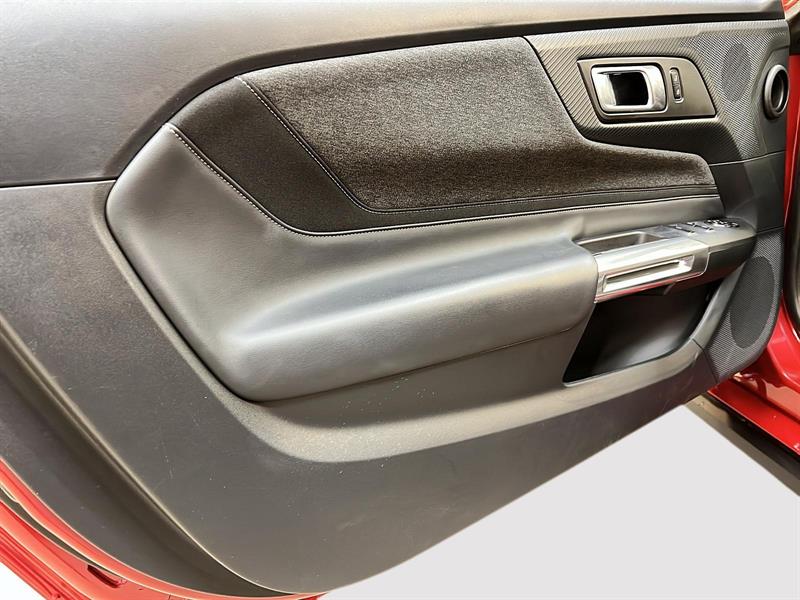 ford Mustang 2024 - 25