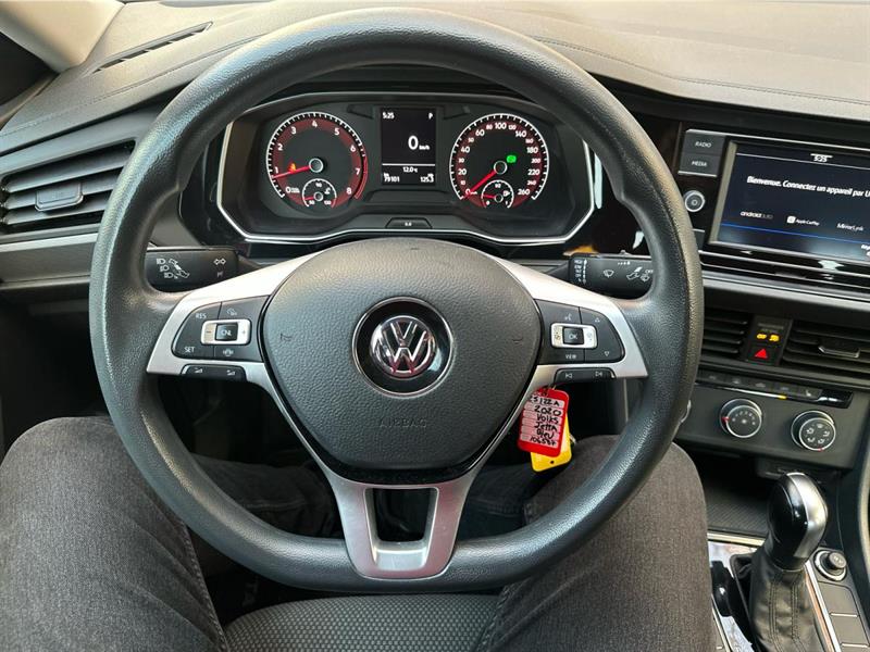 volkswagen Jetta 2020 - 13