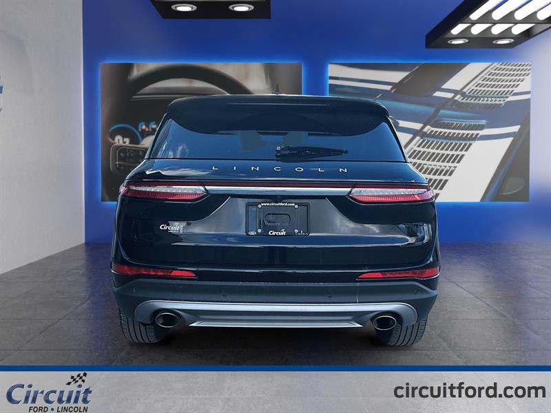 lincoln Corsair 2022 - 4