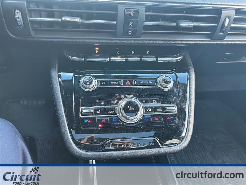 lincoln Corsair 2022 - 14
