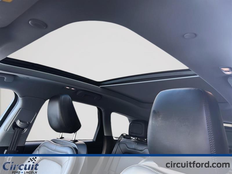 lincoln Corsair 2022 - 16