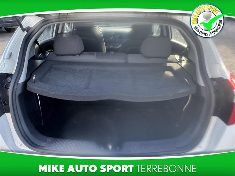 kia Rio 2013 - 11