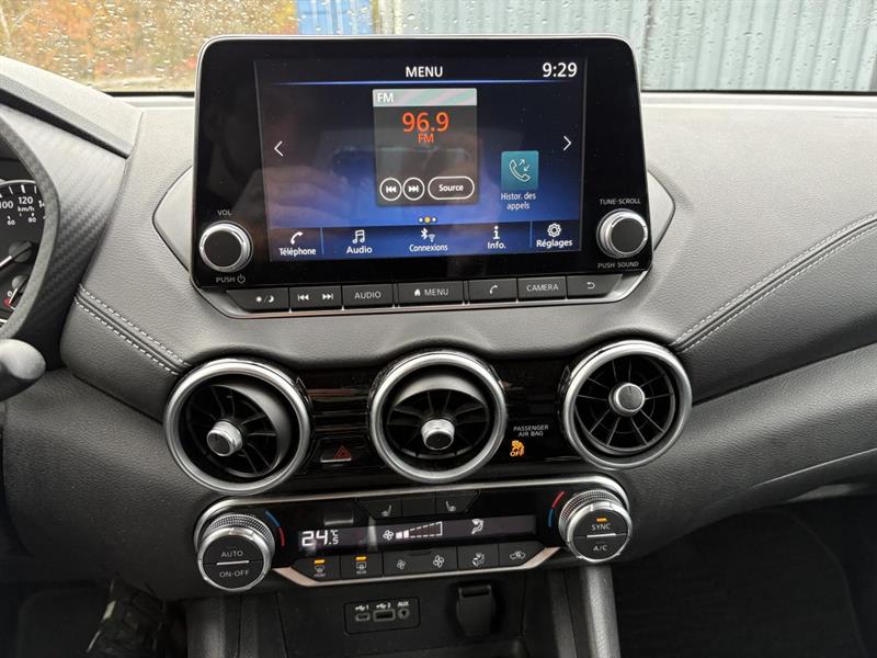 nissan Sentra 2021 - 24