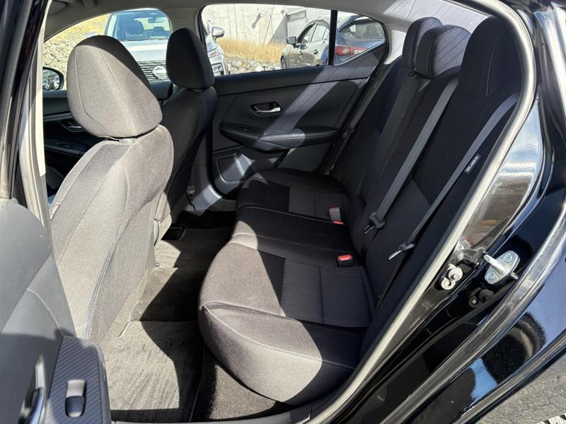 nissan Sentra 2020 - 12