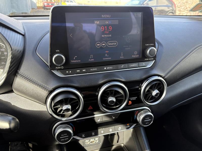 nissan Sentra 2020 - 24