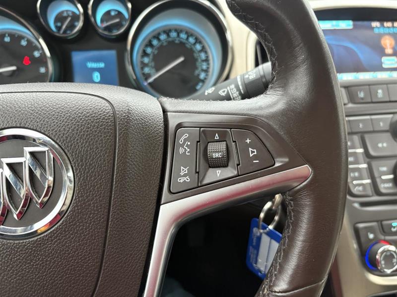 buick Verano 2015 - 23