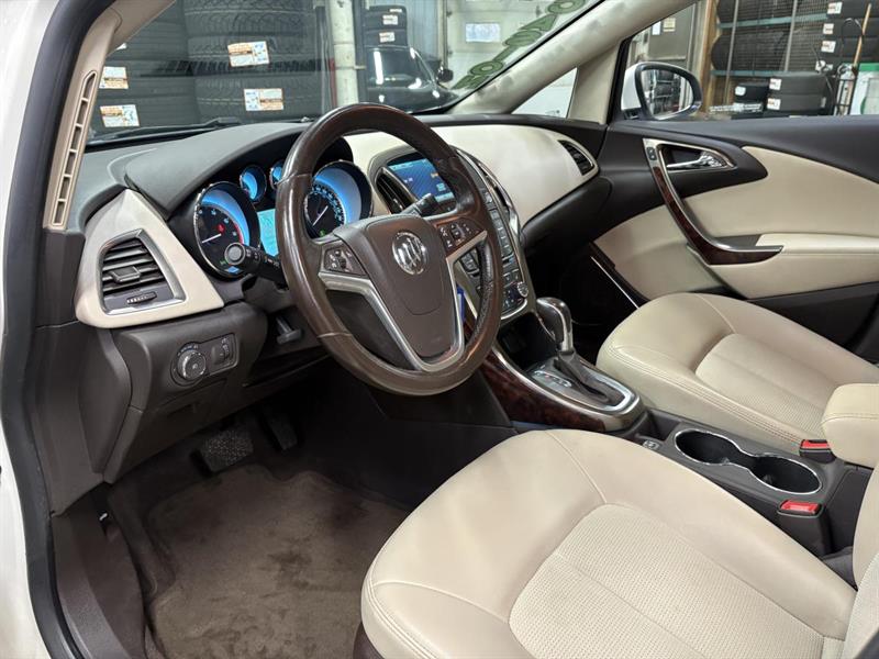 buick Verano 2015 - 24