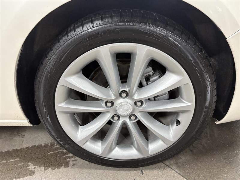 buick Verano 2015 - 26