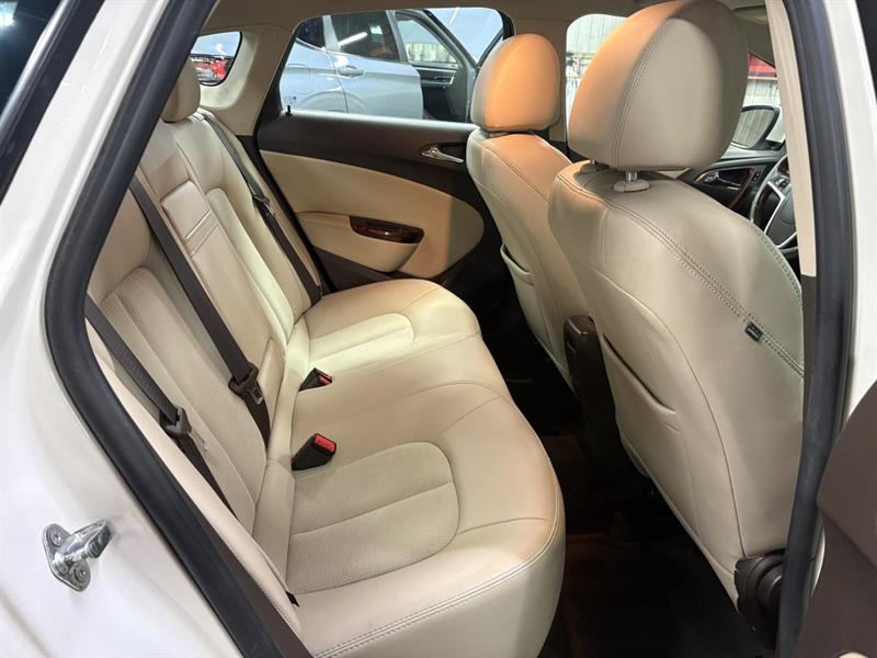 buick Verano 2015 - 28