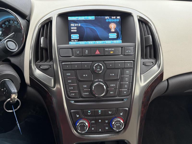 buick Verano 2015 - 34