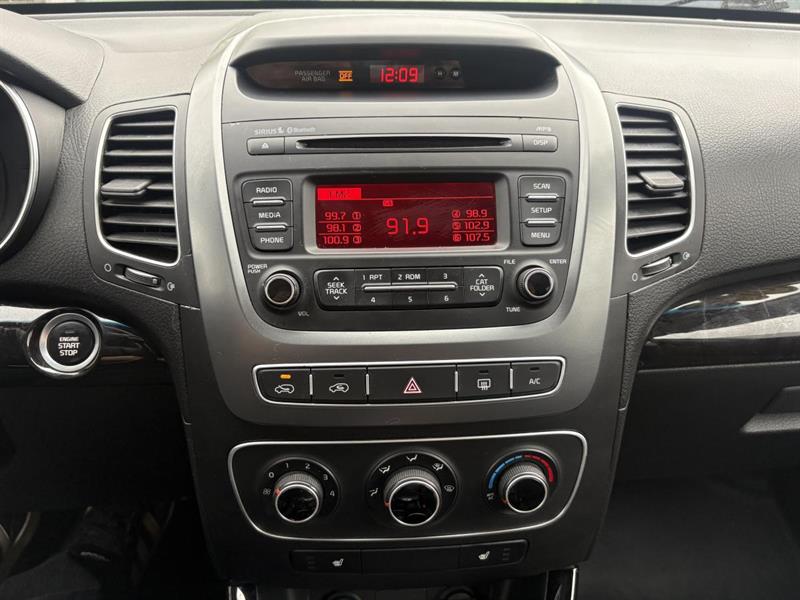 kia Sorento 2015 - 24