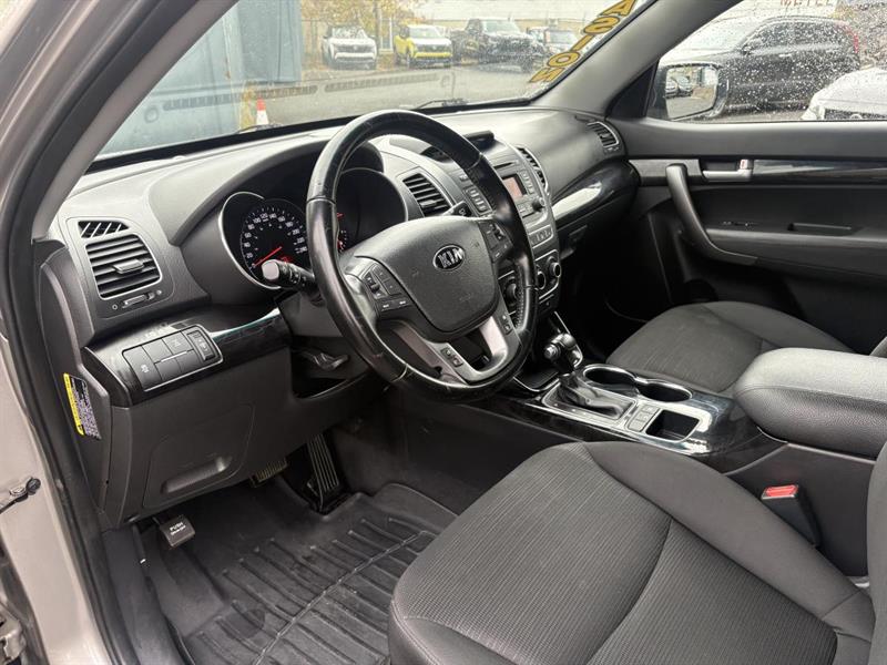 kia Sorento 2015 - 27