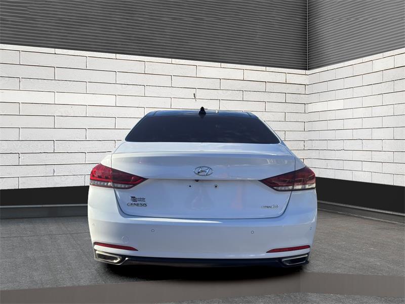 hyundai Genesis 2015 - 4