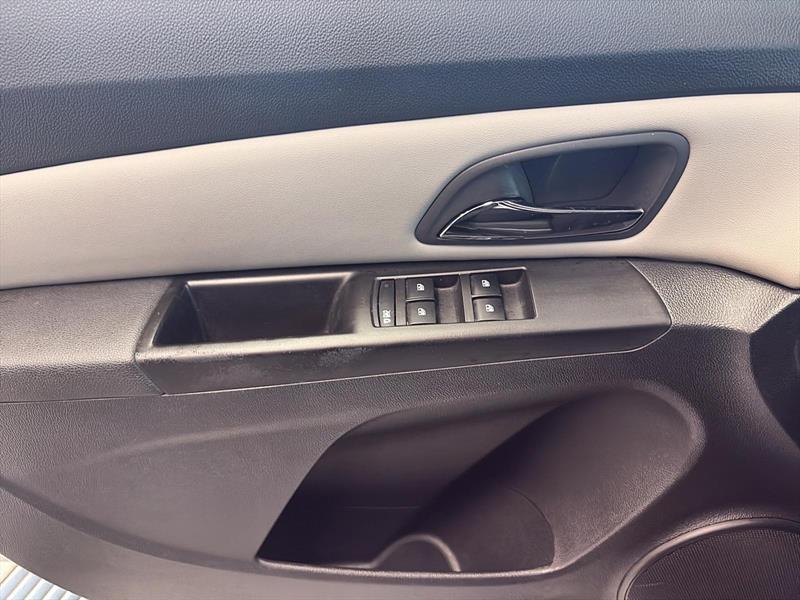 chevrolet Cruze 2012 - 11