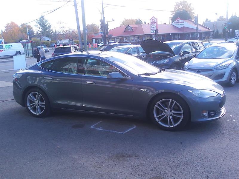 tesla Model S 2013 - 4