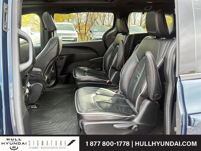 chrysler Pacifica Hybrid 2022 - 10