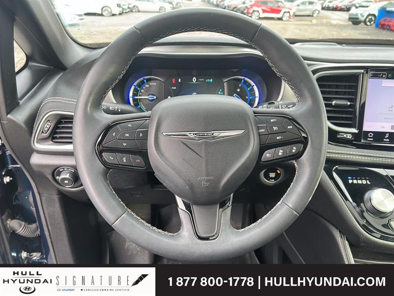 chrysler Pacifica Hybrid 2022 - 13