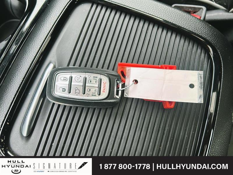 chrysler Pacifica Hybrid 2022 - 17