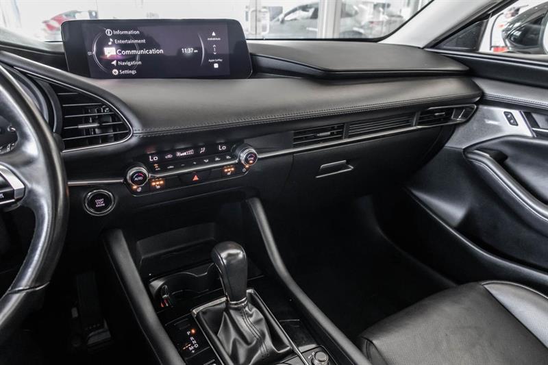 mazda Mazda3 2024 - 23