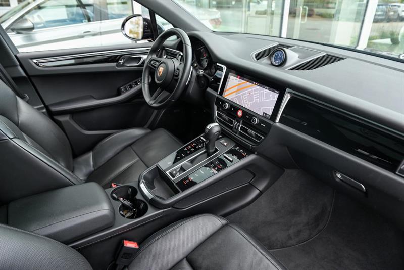 porsche Macan 2022 - 25