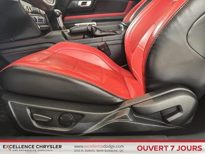 ford Mustang 2021 - 14