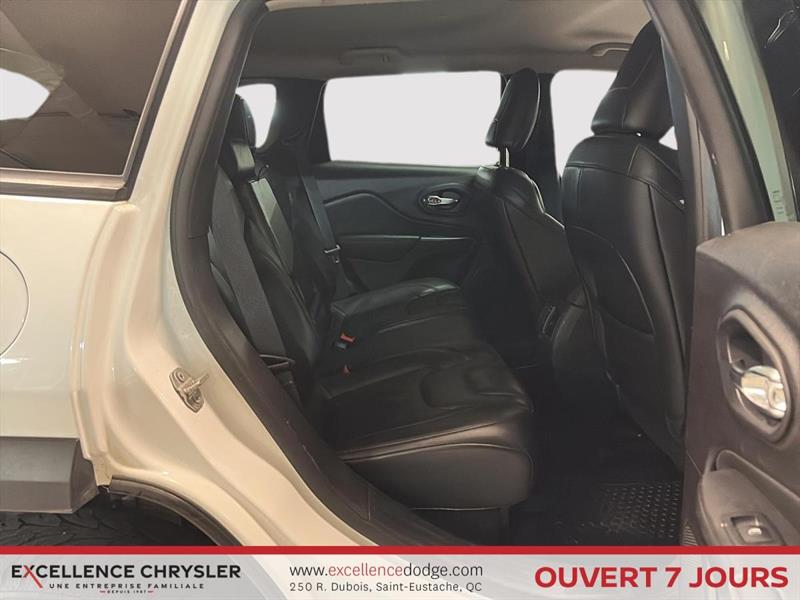 jeep Cherokee 2021 - 11