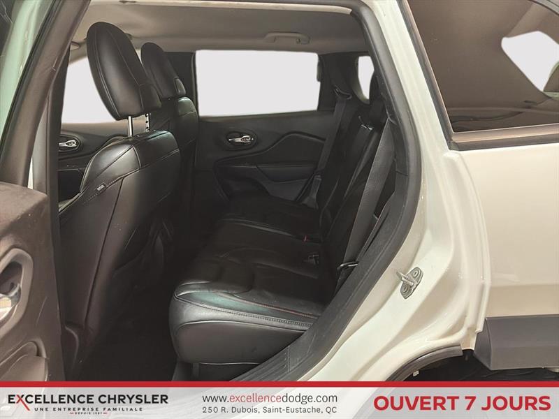 jeep Cherokee 2021 - 16