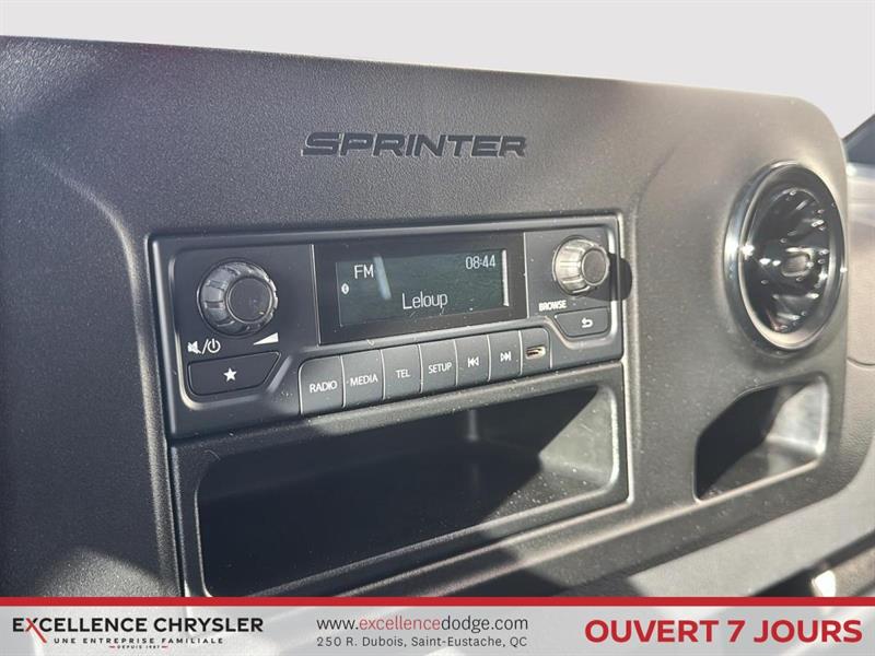 mercedes-benz Sprinter 2500 2024 - 18