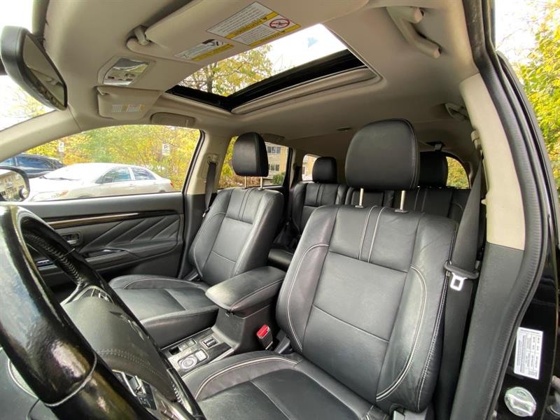 mitsubishi Outlander rechargeable 2018 - 3