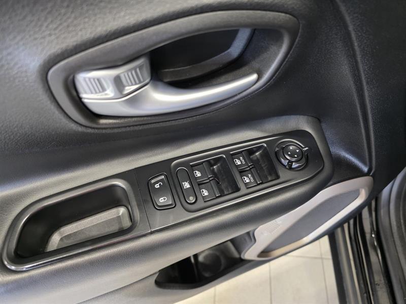 jeep Renegade 2017 - 24