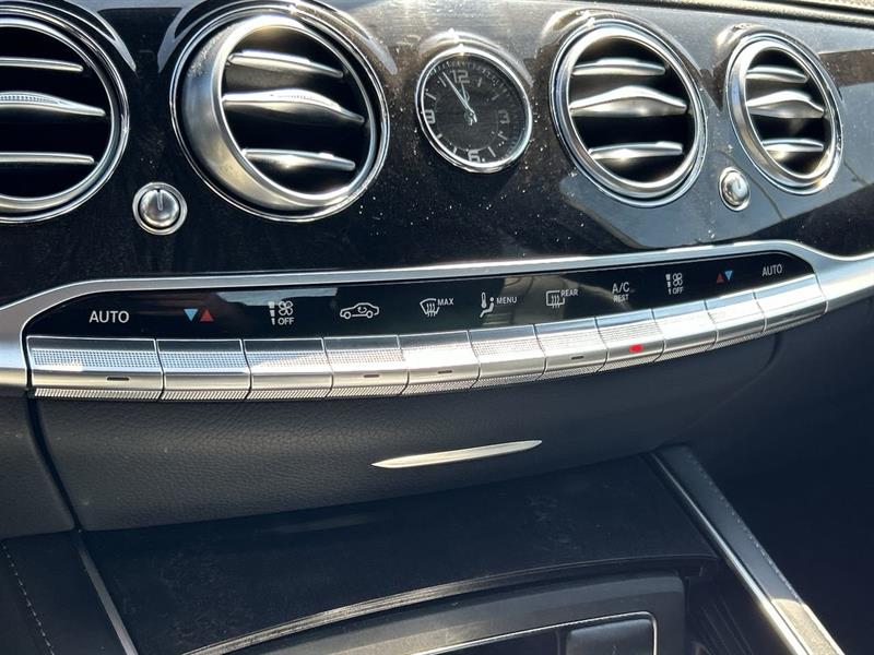 mercedes-benz S560 2019 - 26