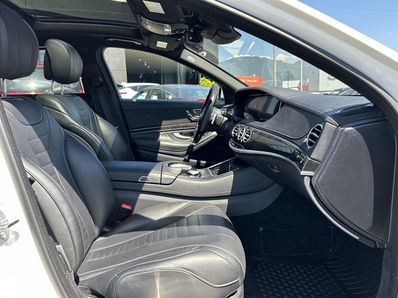 mercedes-benz S560 2019 - 32