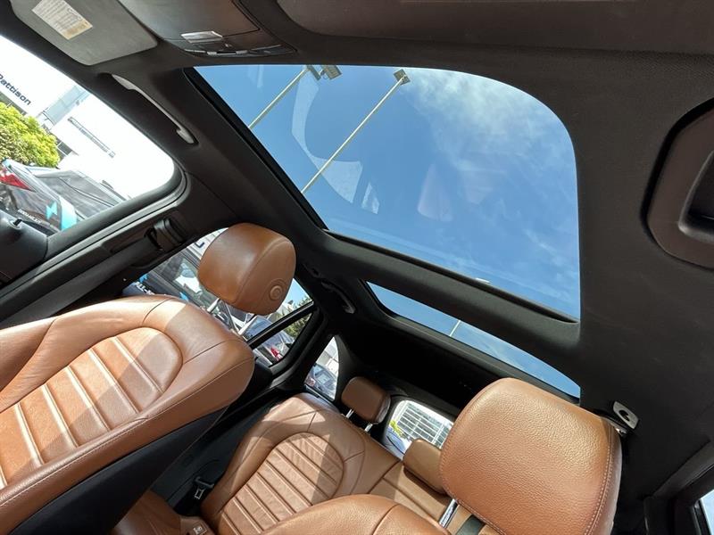 mercedes-benz GLC43 AMG 2019 - 30