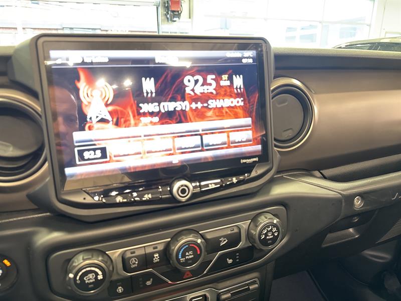 jeep Wrangler 2020 - 16