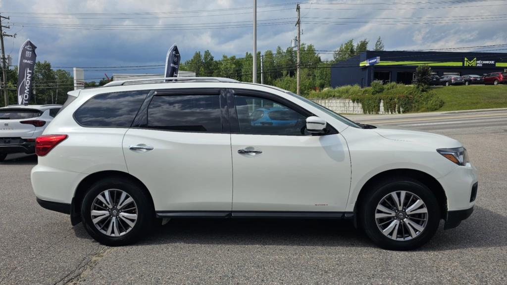 nissan Pathfinder 2018 - 4